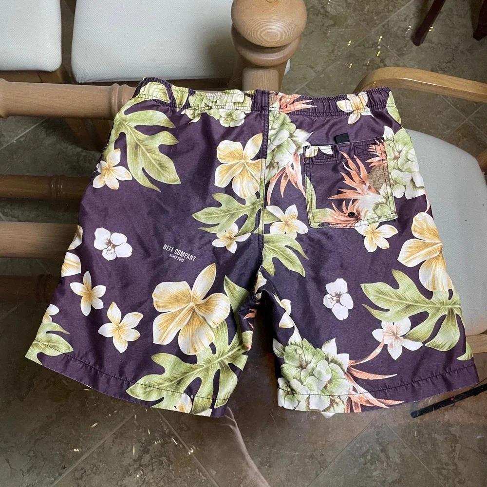 Neff Floral Swim Trunks Tropical Hawaiian Beach Drawstring‎ Shorts Medium